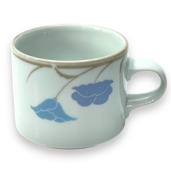 Dansk Set of 7 Trivoli "Belle Fleurs" Blue & Apricot Floral 8oz. Coffee Tea Mugs - Picture 7 of 10